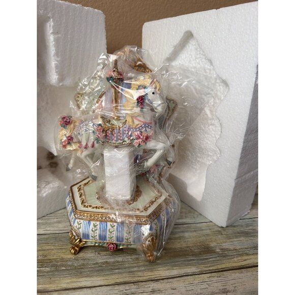 San Francisco Music Box Somerset Carousel Horse Plays Carousel Waltz 1995 w/Box - Picture 5 of 17
